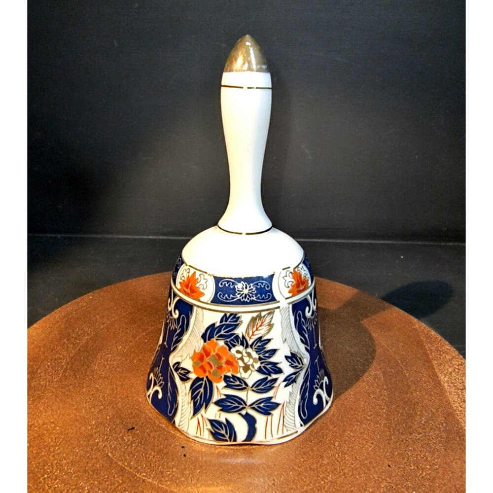 1463. Imari Porcelain Hand Bell